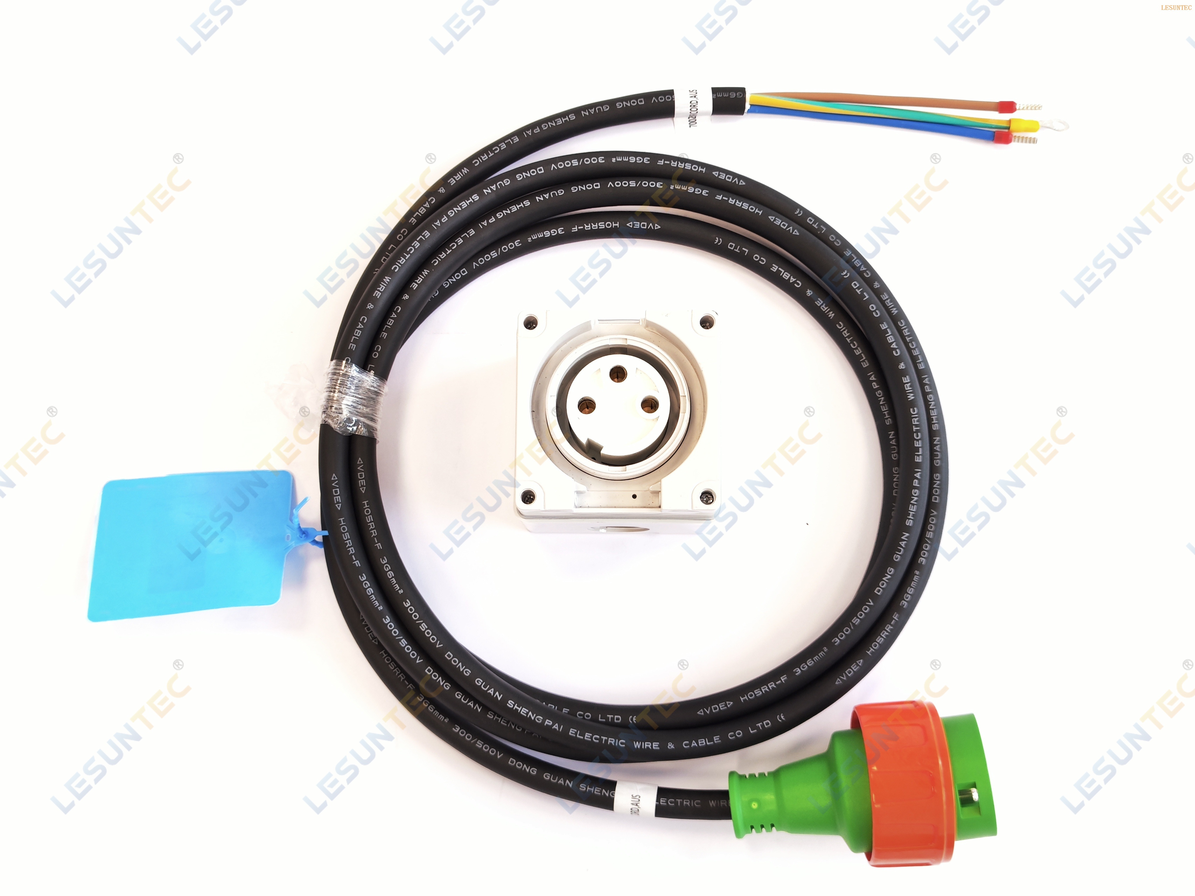 Australian 32A waterproof plug and socket